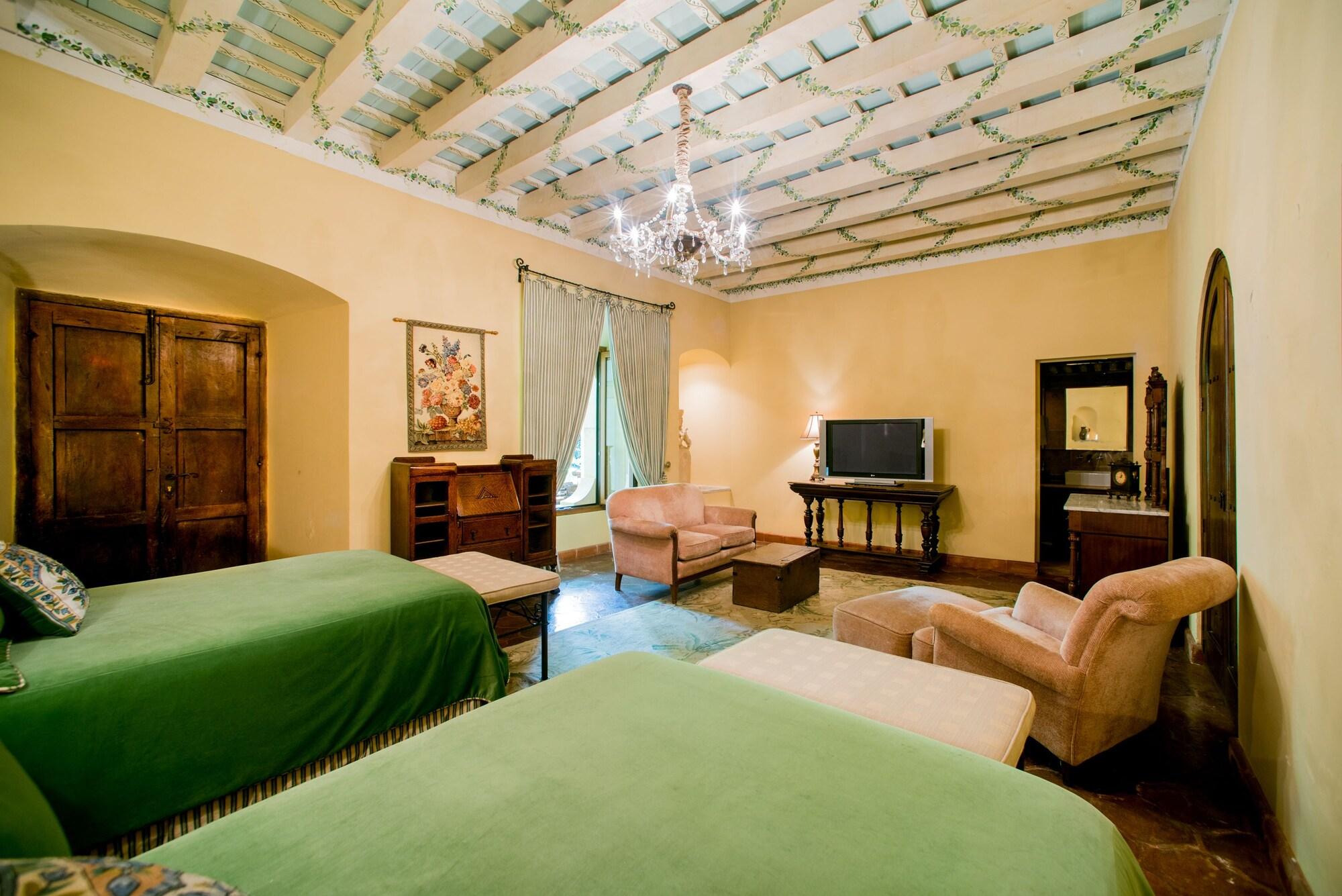 Hotel Palacio De Dona Leonor Антигуа-Гватемала Экстерьер фото