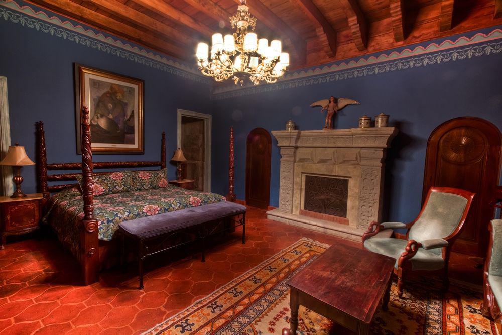 Hotel Palacio De Dona Leonor Антигуа-Гватемала Экстерьер фото